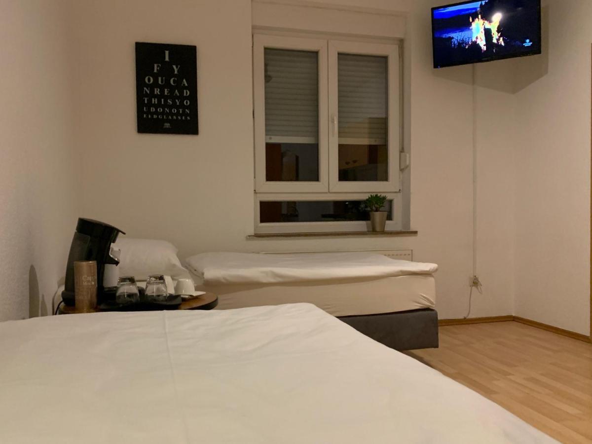 City Studio am Hauptbahnhof Apartment Heilbronn Bagian luar foto
