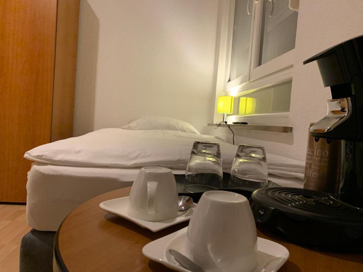 City Studio am Hauptbahnhof Apartment Heilbronn Bagian luar foto